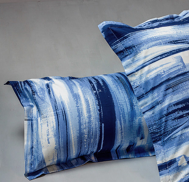 Textura Brushstroke Blue - Fabric Fitted