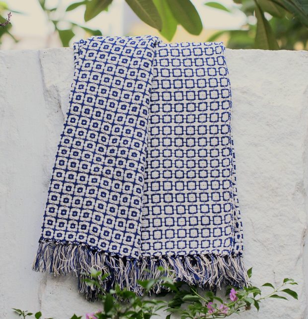 Kaithari Handwoven Cotton Throw Blue/White