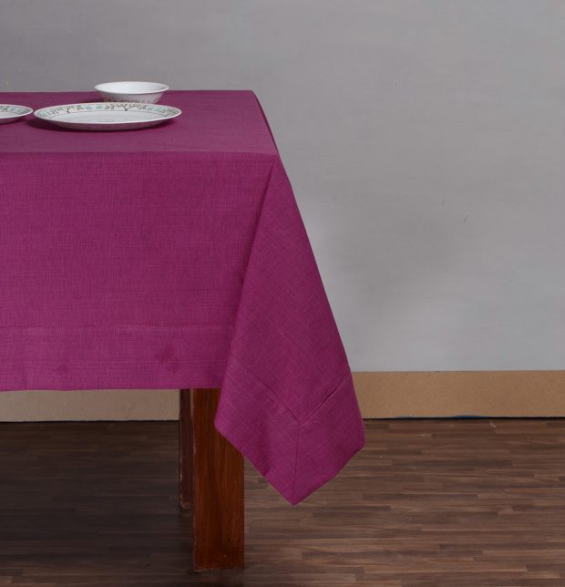 Textura Cotton Table Cloth Magenta Haze 60