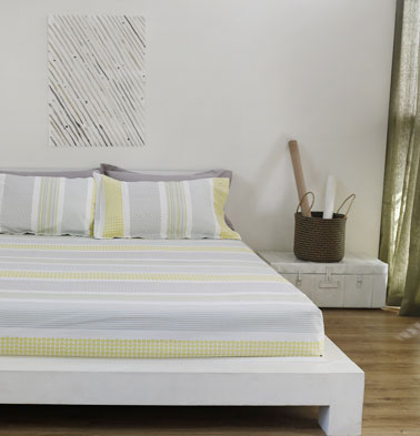 Broad Border Cotton Bedsheet – Yellow- With 2 pillow covers