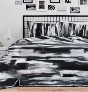 Textura Brushstroke Bedsheet – Black