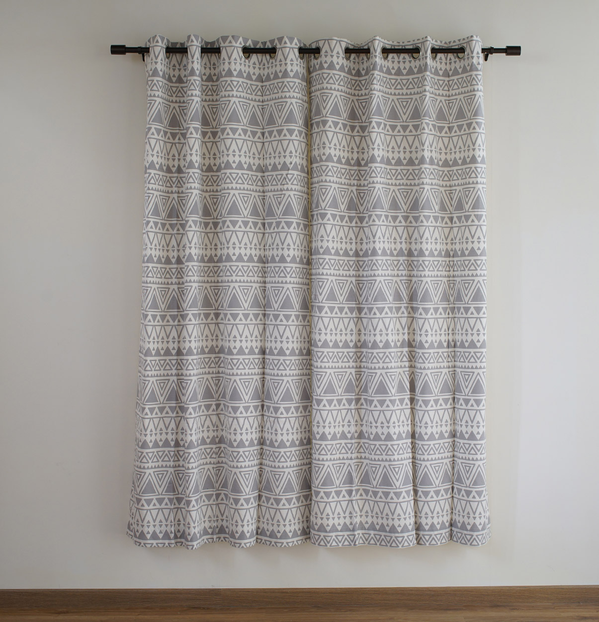 Customizable Curtain, Cotton – Magic Triangle – Grey