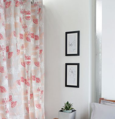 Scattered Semi Cotton Curtain Red