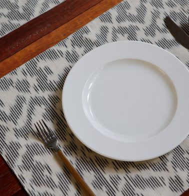 Ikat Handwoven Cotton Table Mats - White/Black - Set of 6
