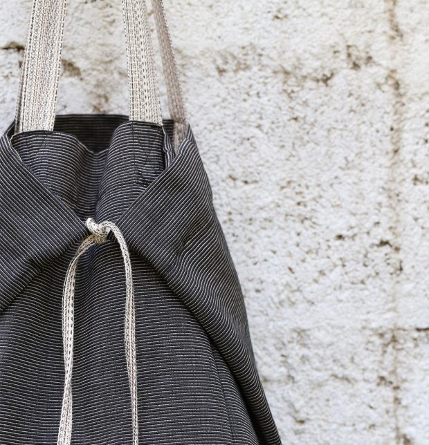 Adaptable Cotton Tote Bag Black / Woodsmoke