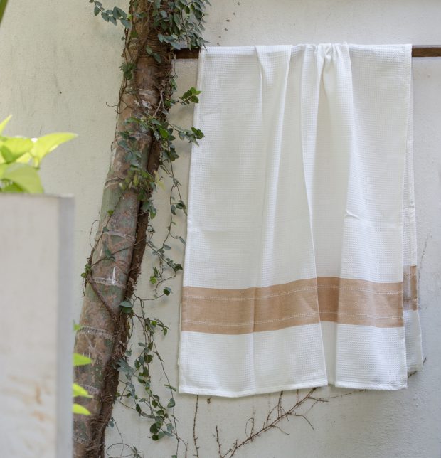 Honeycomb White & Grey Cotton Bath Towel | Combo of 3