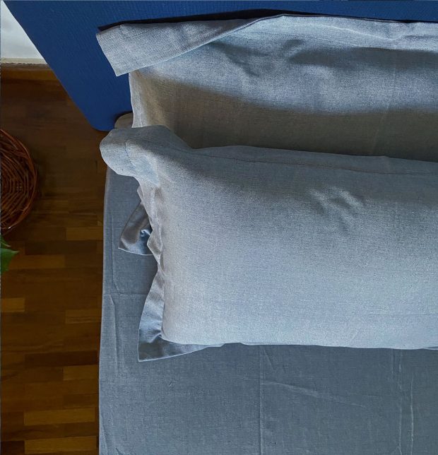 Chambray Fitted Bedsheet Blue/White