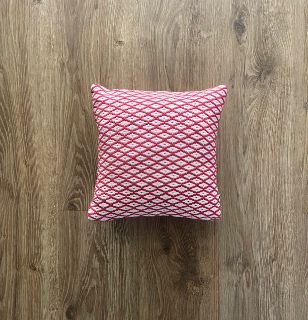 Holiday Cotton Cushion Cover Red/White 12