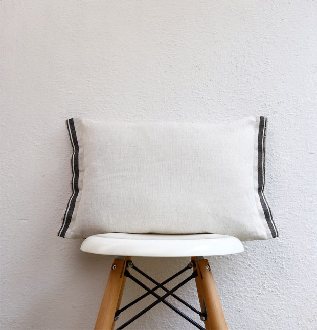 Selvedge Linen Cushion Cover Neutral / Black 12