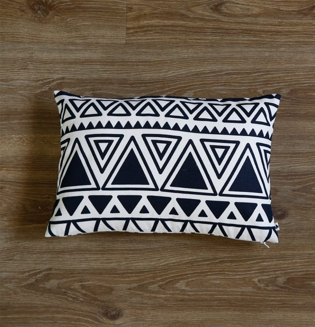 Magic Triangle Cotton Cushion cover Black/Beige 12