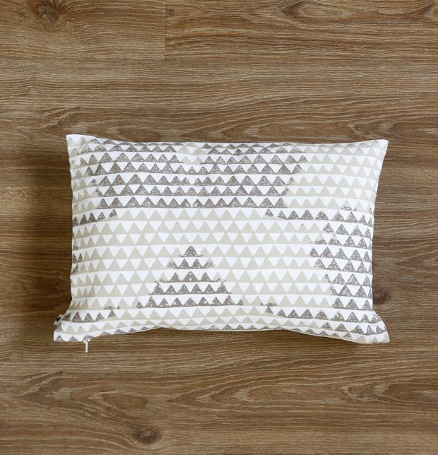 Star Triangle Cotton Cushion cover Beige 12