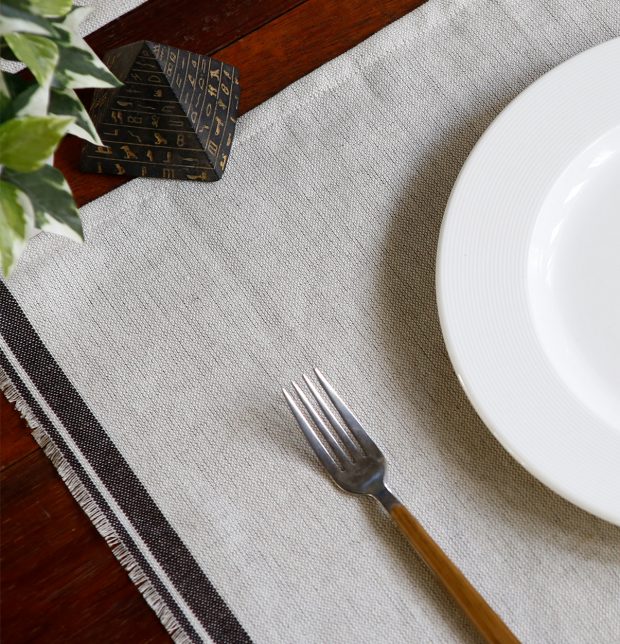 Selvedge Linen Table Mats Neutral/Black- Set of 6