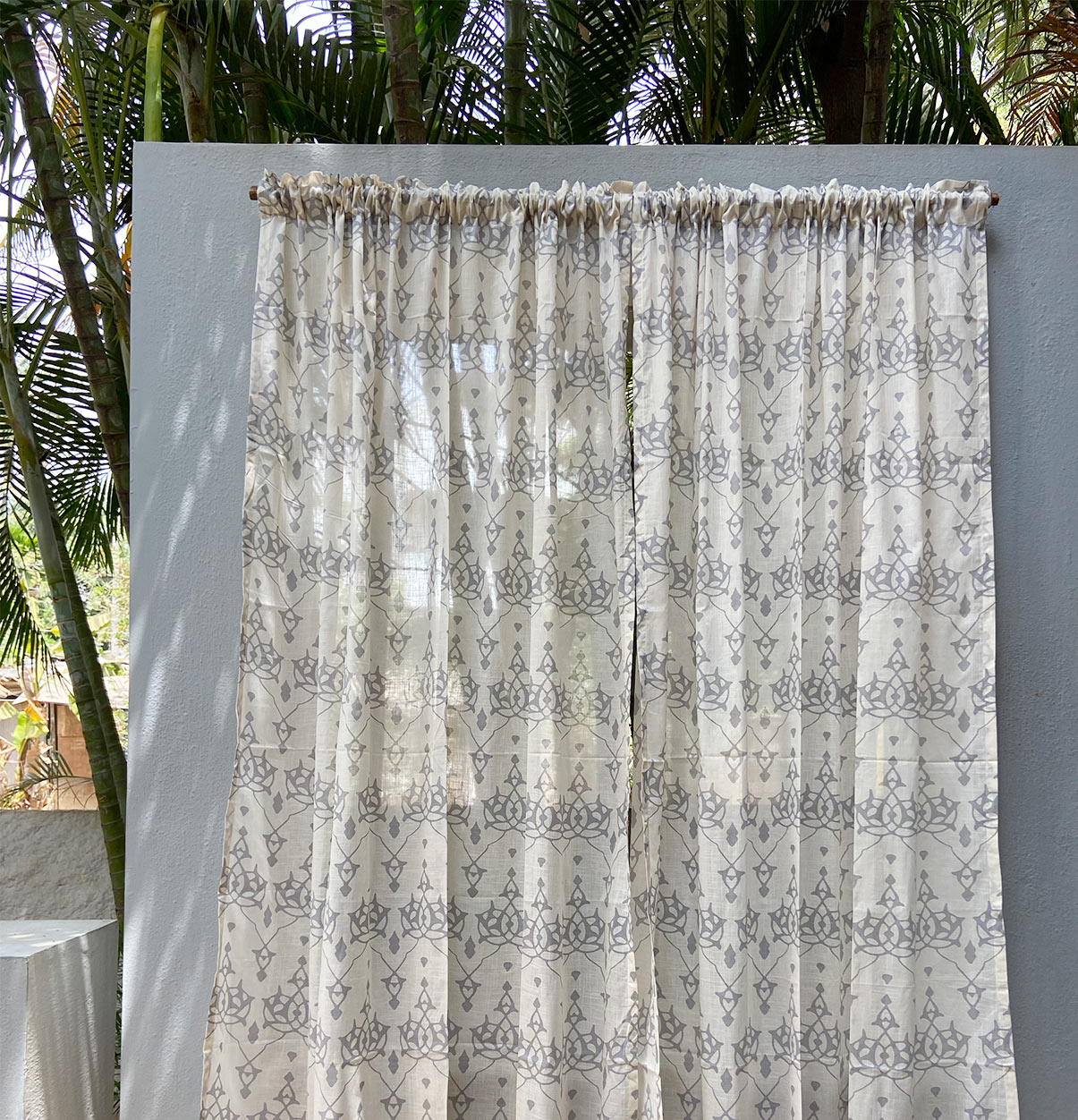 Customizable Slub Sheer Curtain, Cotton – Arabic Chevron – Grey/Beige
