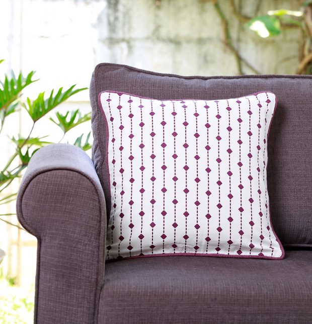 Diamond Lines Cotton Cushion Cover With Piping Violet 16