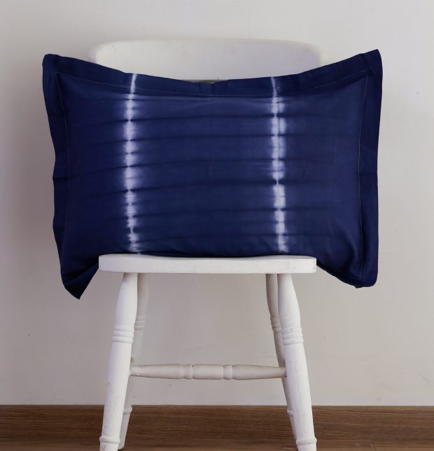 Midnight Blue Tie and Dye Cotton Bedsheet  - With 2 pillow covers