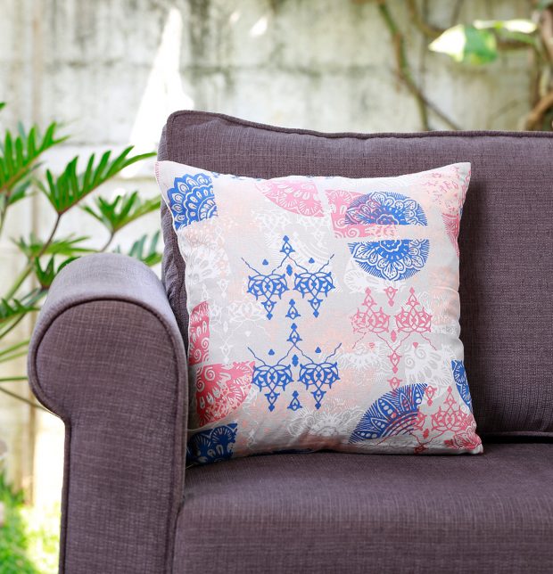 Scattered Cotton Cushion Cover Red/Blue 16