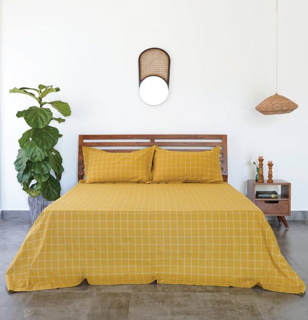 Lagom Chequered Cotton Fitted Bedsheet Mustard / White