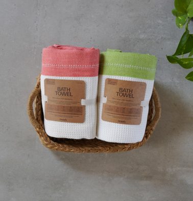 Honeycomb Coral & Green Cotton Bath Towel | Combo of 2