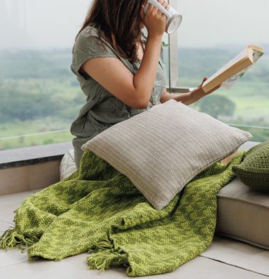 Houndstooth Handwoven Cotton Throw Green