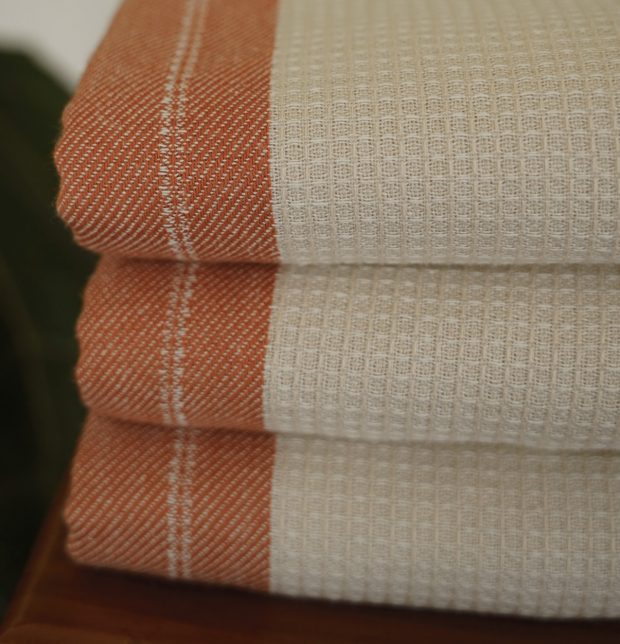 Honeycomb Cotton Bath towels Beige / Orange