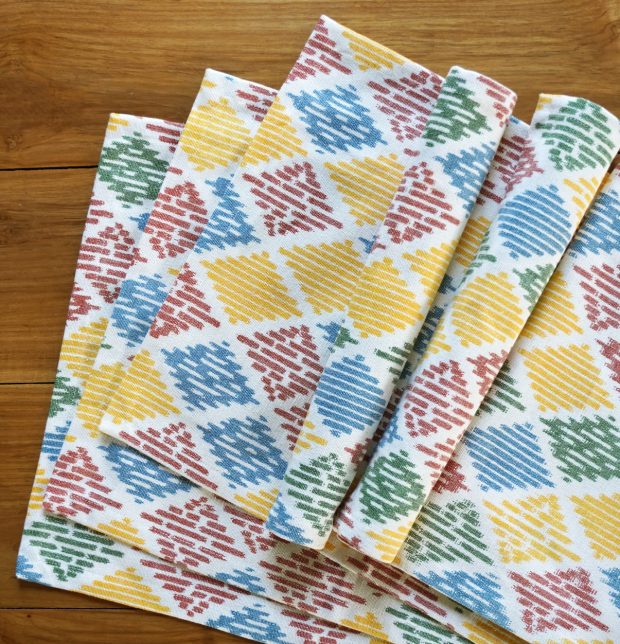 Ikat Vibrant Diamond Tablemats & Napkin Set – Gift Bag