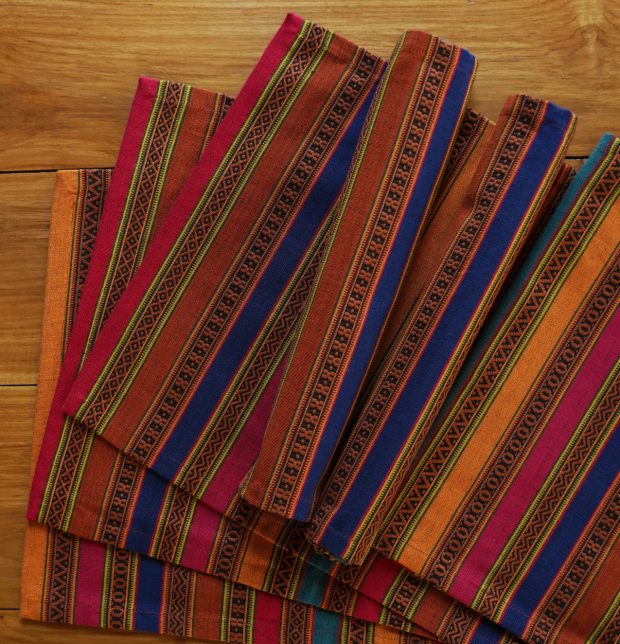 Vintage Weave Tablemats & Napkin Set - Gift Bag