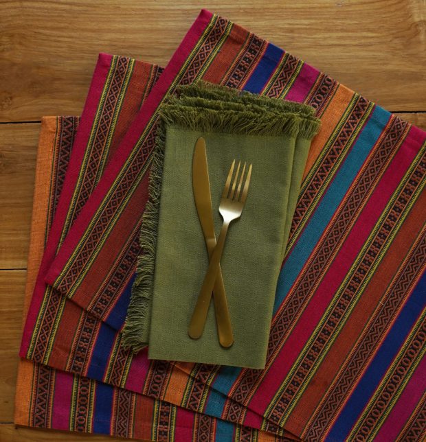 Vintage Weave Tablemats & Napkin Set - Gift Bag