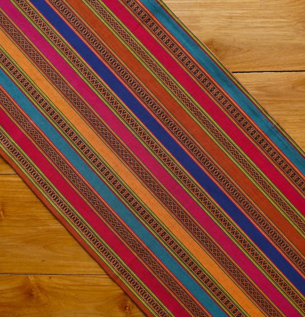 Vintage Weave Table Runner & Napkin Set – Gift Bag