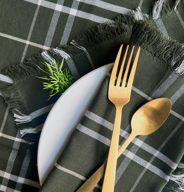 Broad Checks Cotton Table Napkins with Fringes Deep Green - Set of 6