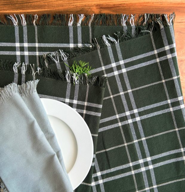 Broad Checks Cotton Table Runner With Fringes Deep Green