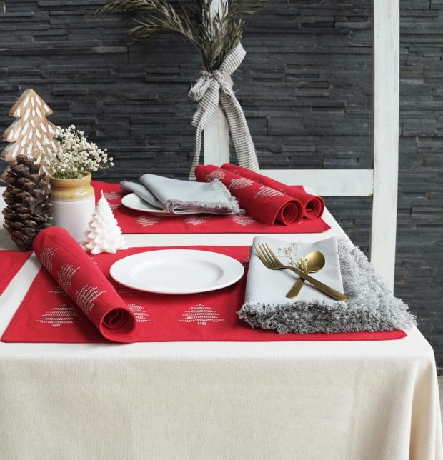 Christmas Tree Tablemats & Grey Napkins Combo