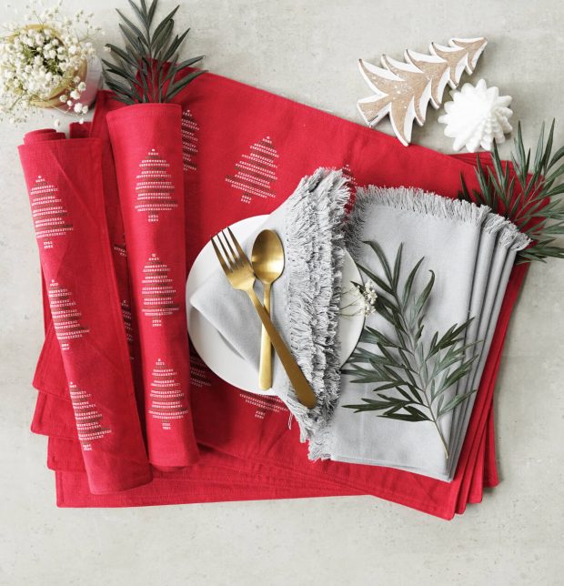 Christmas Tree Tablemats & Grey Napkins Combo