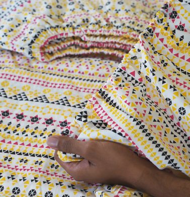 Mosaic Print Cotton Fitted Bedsheet Yellow