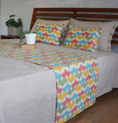 Ikat Vibrant Crown Bed Runner & Cushion Cover Combo